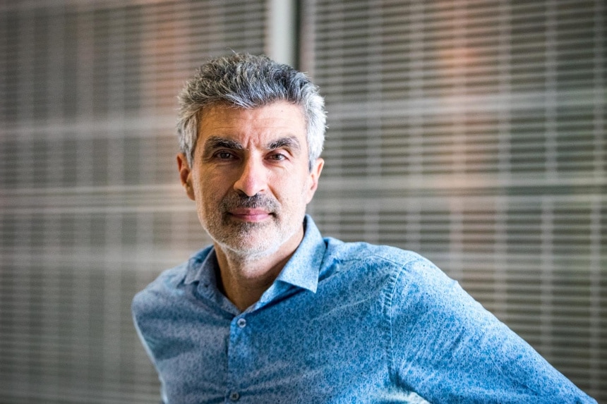 Yoshua Bengio chercheur en intelligence artificielle